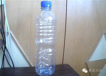 瓶里留下水