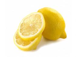 柠檬不能和什么一起吃