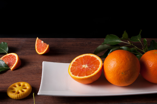 橙子和橘子的区别，品种/触感/外表/功效不同