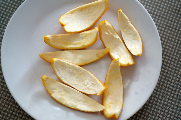 橙子皮可以做花肥吗，完全腐熟发酵后才可使用